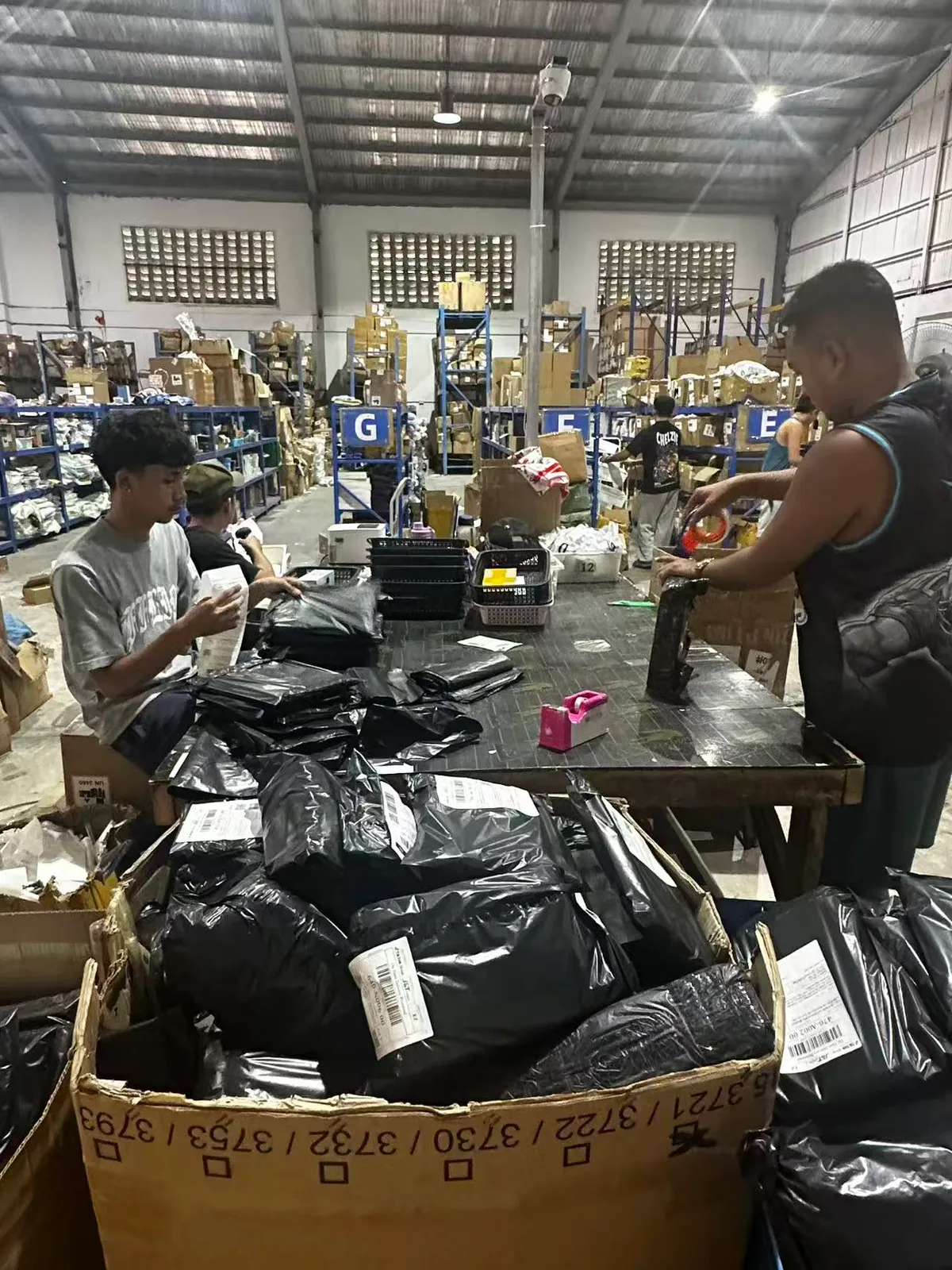 菲律宾海外仓收费标准大揭秘：如何降低30%的经营成本？